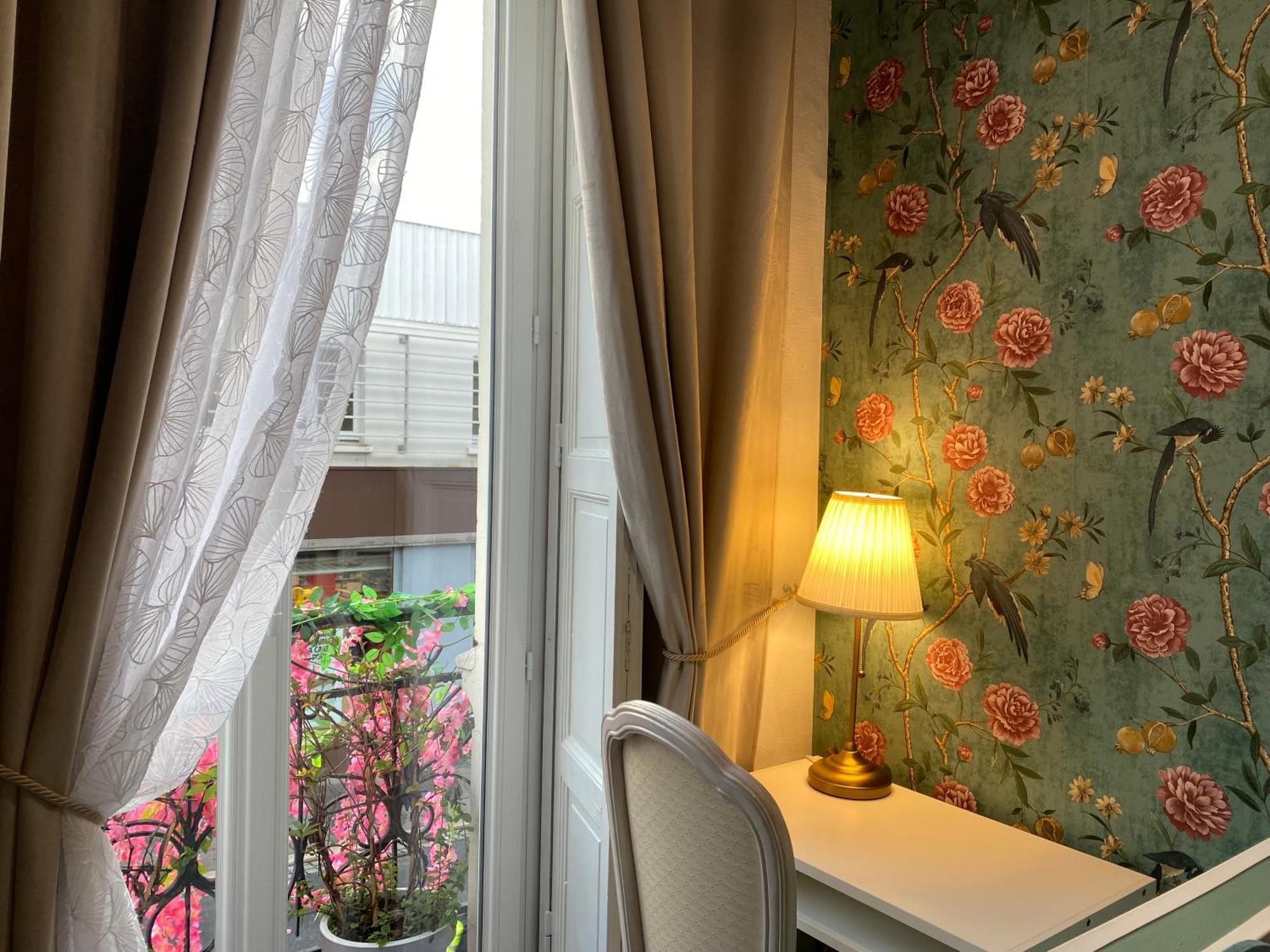 Hotel Saint Yves Nantes Exterior photo