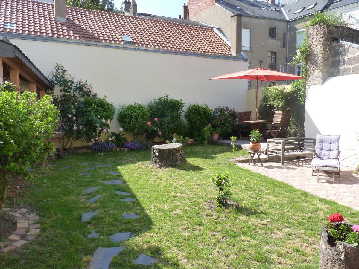 Hotel Saint Yves Nantes Exterior photo